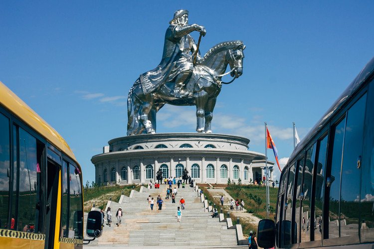 Genghis+Khan+Statue+Ulaanbaatar+Mongolia